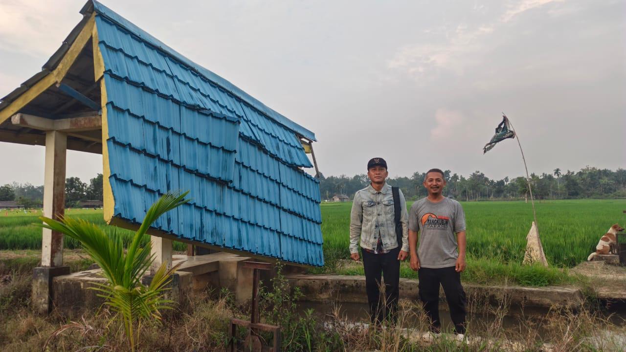 meninjau-pintu-irigasi-yang-roboh-dan-rencana-pembuatan-jalan-usaha-tani-jut